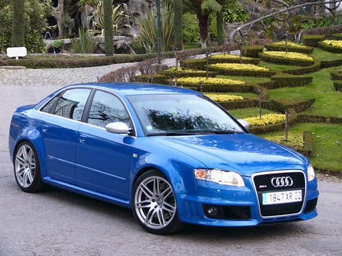 audi-rs4-1b.jpg