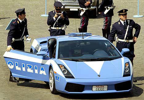 lamborghini_gallardo_italian_police_car.jpg