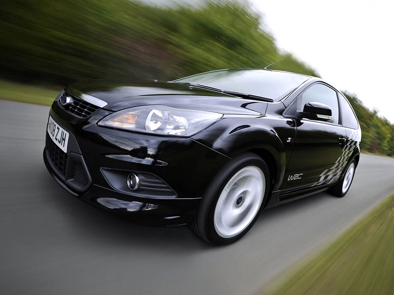 ford-focus-zetec-s2.jpg