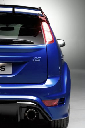 ford-focus-rs5.jpg