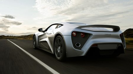 zenvo-st1-2.jpg