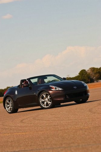 nissan-370z-roadster