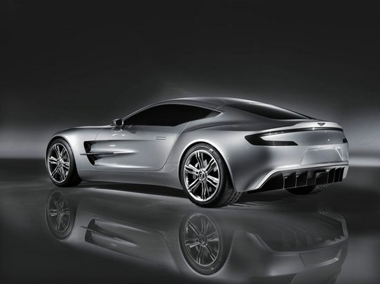 aston-martin-one-77-6