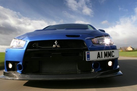 mitsubishi-lancer-evo-x-fq-400-2