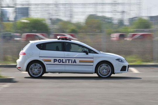 policyjny-seat-leon-cupra-4